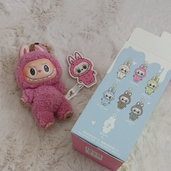 (Lychee Berry) Authentic Pop Mart Exciting Macaron Labubu - Open Box - Picture 14 of 17